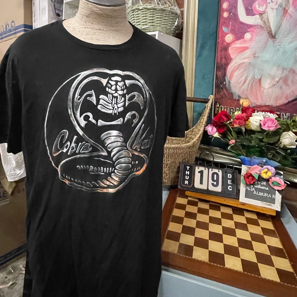 KARATE KID COBRA KAI T-Shirt MENS vintage